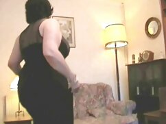 Chica rusa y su comunicación con su amigo, de maduras videos xxx nuevo.