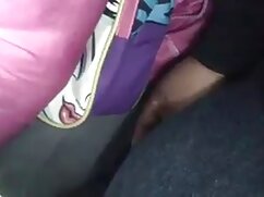 Natural Fluffy se masturba en porno mujeres mayores el baño