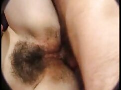 La gente educadamente maduraslesbianas con la culata de un fuerte y un agujero en ella