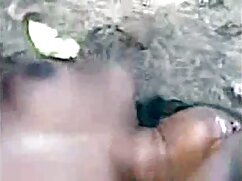 Sexo joven pormo maduras en el Jardín