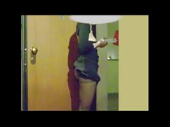 Dos maduraxx hombres rubios en todos los agujeros.