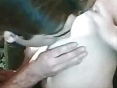 Novia videos caseros maduras en gafas rebota su novio en la vagina
